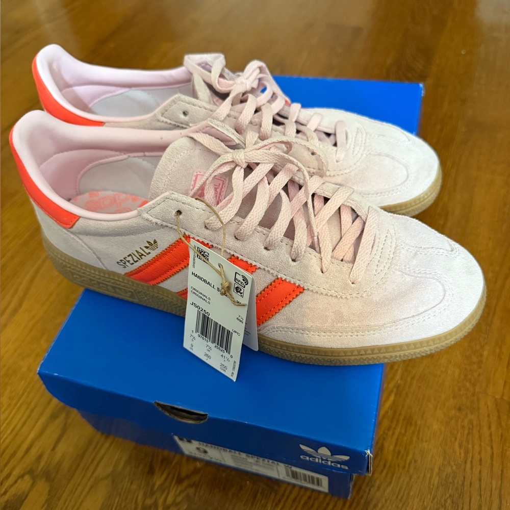 Adidas Handball Spezial Shoes Womens Size 9 Pink Orange Suede Gum Sole Indoor